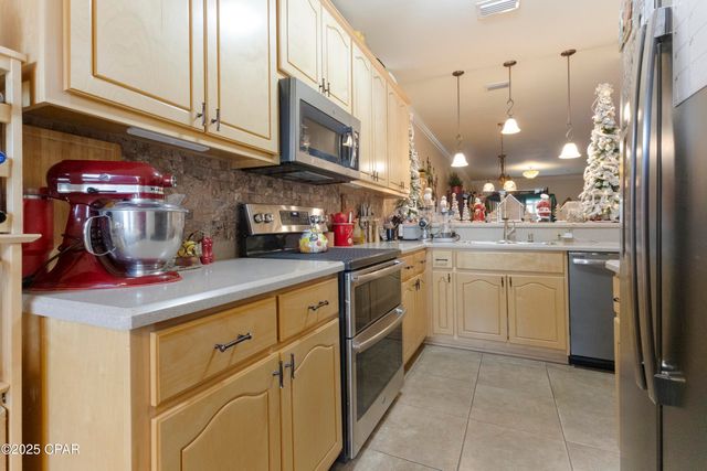 2917 Palmetto Ridge Way, Lynn Haven, FL 32444