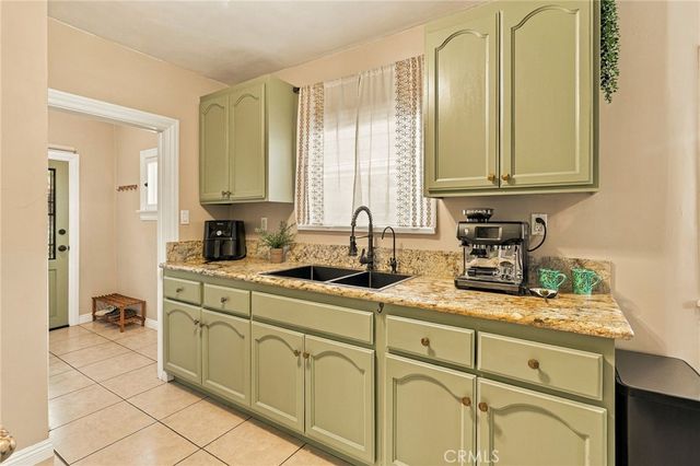 2837 Kansas, South Gate, CA 90280