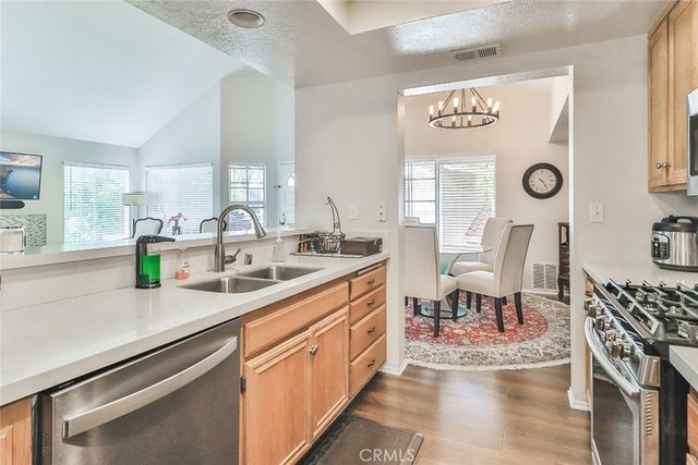 625 Hazelwood Way A, Simi Valley, CA 93065