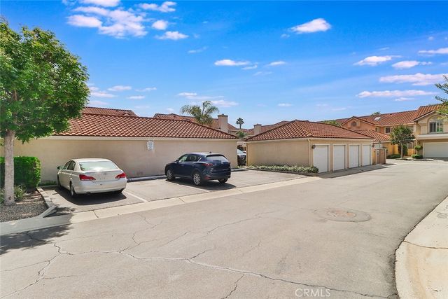625 Hazelwood Way A, Simi Valley, CA 93065