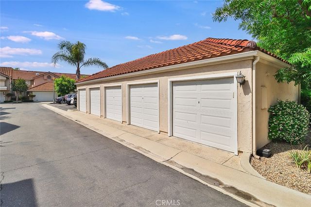 625 Hazelwood Way A, Simi Valley, CA 93065