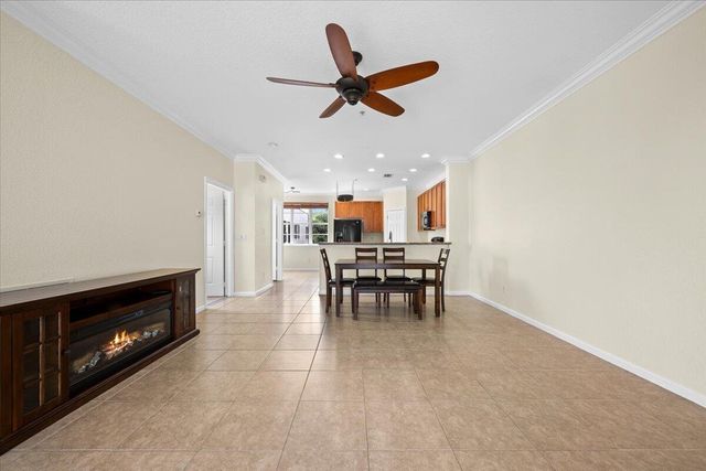 127 Greenwich Circle, Jupiter, FL 33458