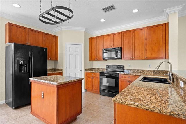 127 Greenwich Circle, Jupiter, FL 33458
