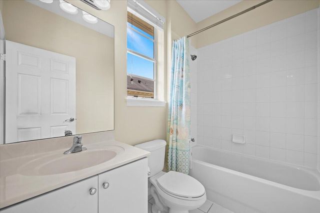 127 Greenwich Circle, Jupiter, FL 33458