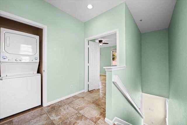 127 Greenwich Circle, Jupiter, FL 33458