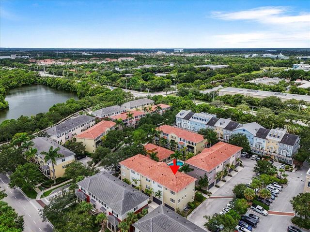 127 Greenwich Circle, Jupiter, FL 33458