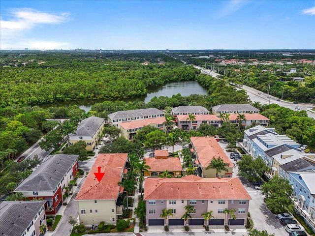 127 Greenwich Circle, Jupiter, FL 33458