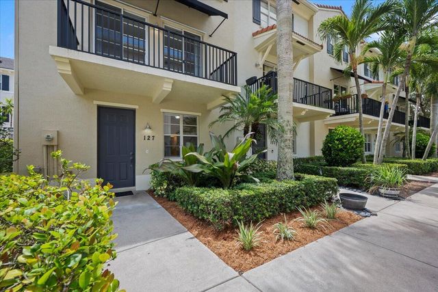 127 Greenwich Circle, Jupiter, FL 33458