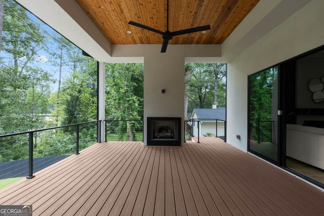 3293 Lenox Place NE, Atlanta, GA 30324