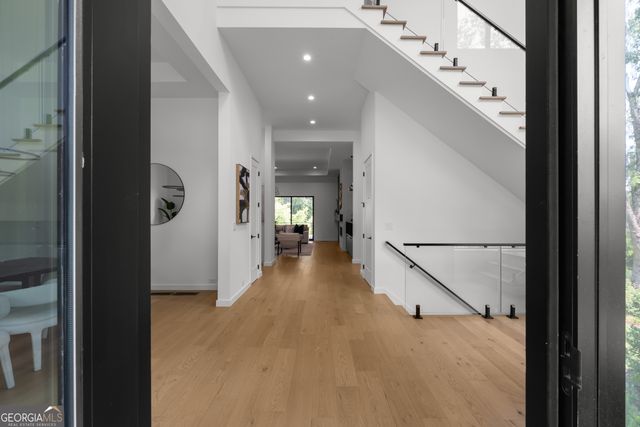 3293 Lenox Place NE, Atlanta, GA 30324