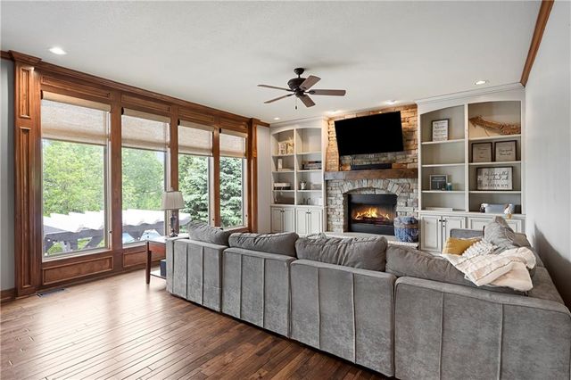 28902 W 150th Street, Gardner, KS 66030