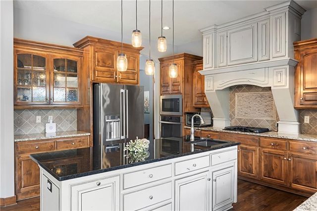 28902 W 150th Street, Gardner, KS 66030