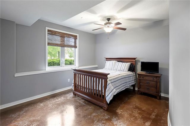 28902 W 150th Street, Gardner, KS 66030