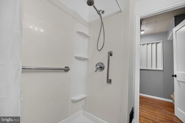 950 THORNTON RD, Upper Chichester, PA 19061