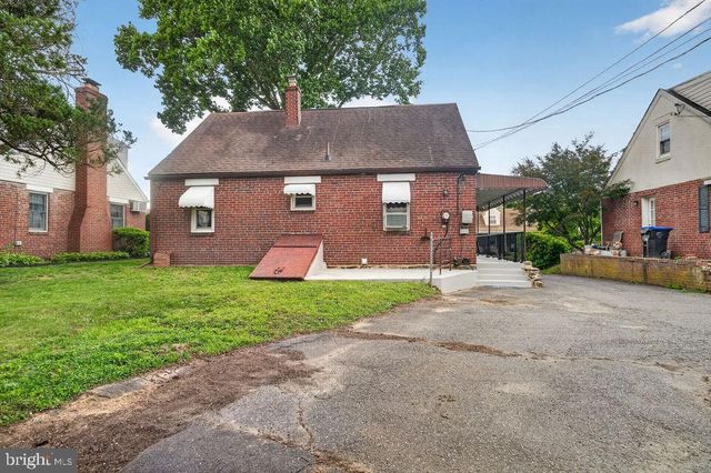 950 THORNTON RD, Upper Chichester, PA 19061