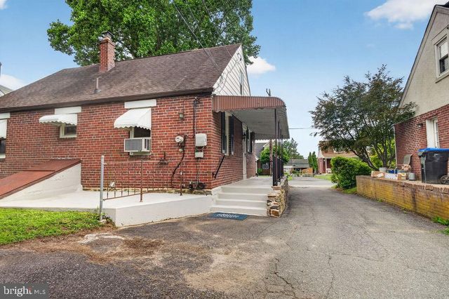 950 THORNTON RD, Upper Chichester, PA 19061