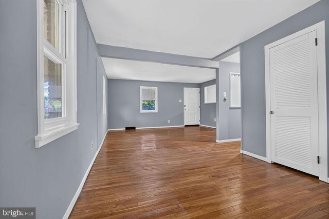 950 THORNTON RD, Upper Chichester, PA 19061