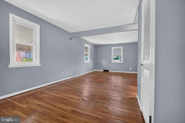 950 THORNTON RD, Upper Chichester, PA 19061
