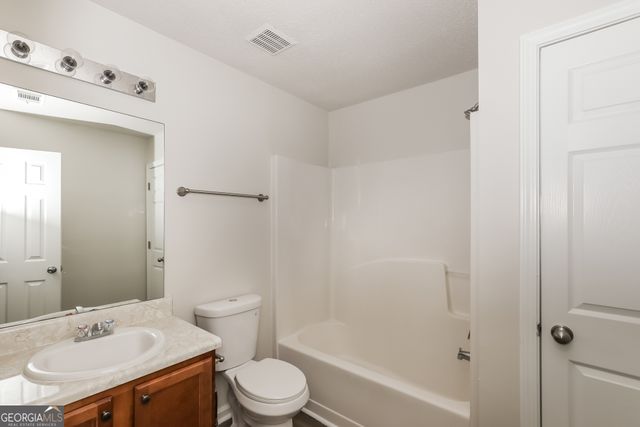 630 Jake Trail, Jonesboro, GA 30238