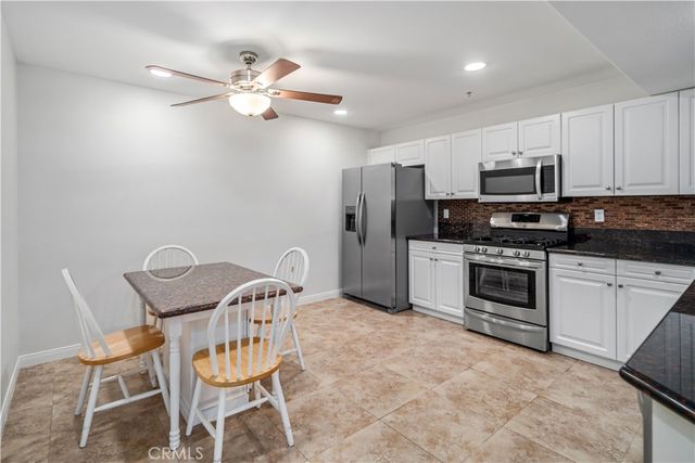 17735 Kinzie, Northridge, CA 91325