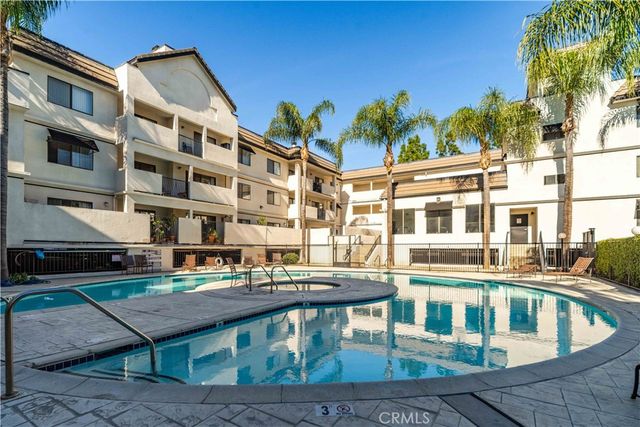 17735 Kinzie, Northridge, CA 91325