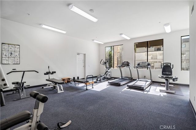 17735 Kinzie, Northridge, CA 91325