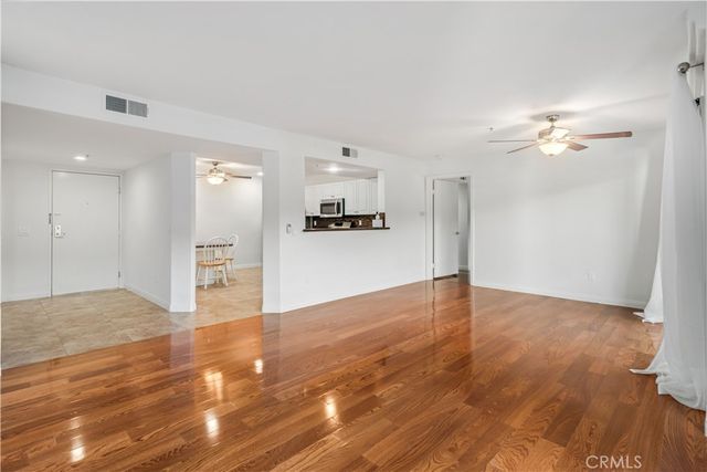 17735 Kinzie, Northridge, CA 91325