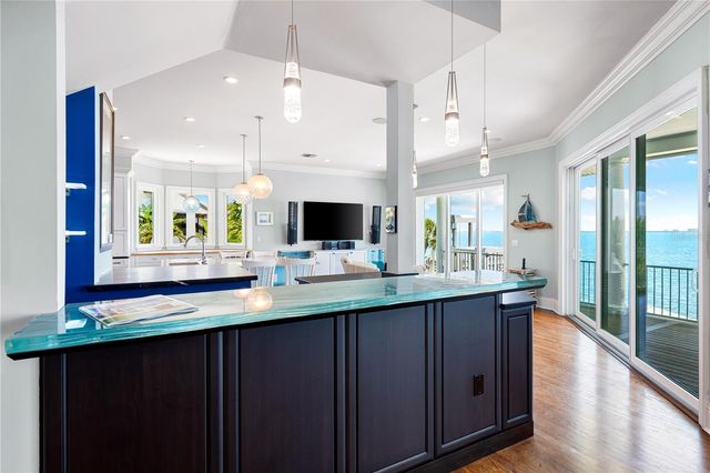 350 S SHORE DRIVE, Sarasota, FL 34234