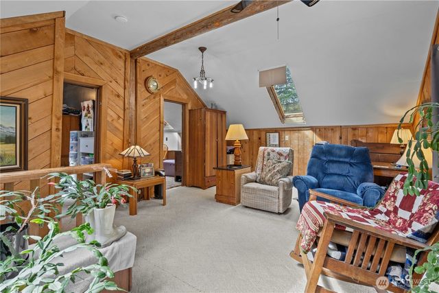 54715 278th Avenue E, Ashford, WA 98304