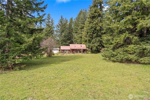 54715 278th Avenue E, Ashford, WA 98304