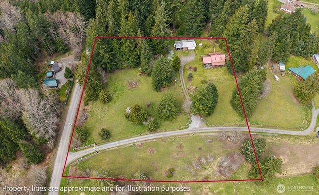 54715 278th Avenue E, Ashford, WA 98304
