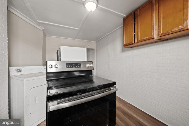 225 N LUZERNE AVE, Baltimore, MD 21224