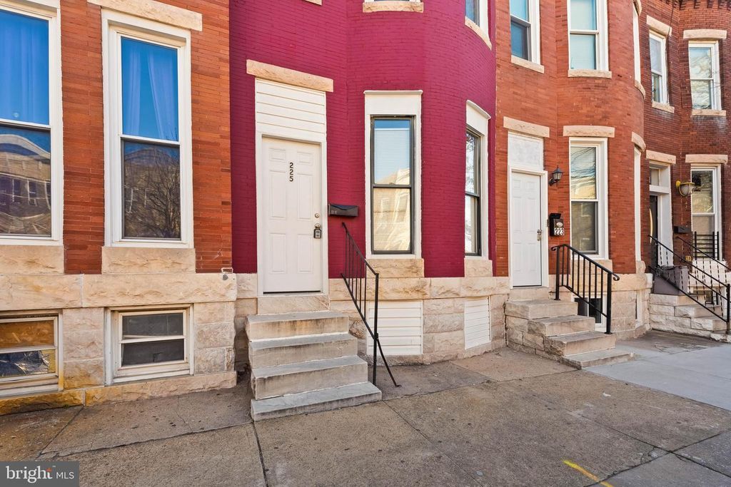 225 N LUZERNE AVE, Baltimore, MD 21224