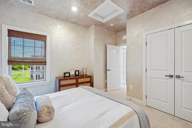 1202 PATUXENT GREENS DR, Laurel, MD 20708