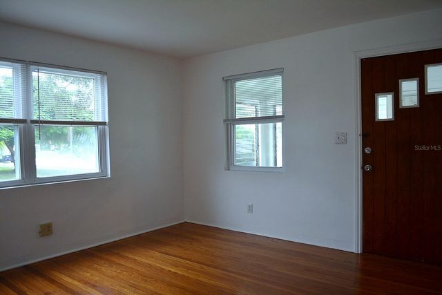 1401 34TH AVENUE N, St Petersburg, FL 33704