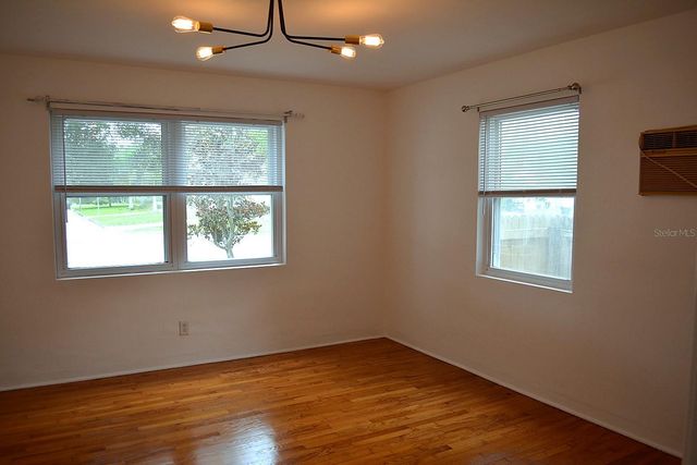 1401 34TH AVENUE N, St Petersburg, FL 33704