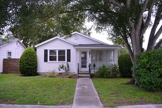 1401 34TH AVENUE N, St Petersburg, FL 33704