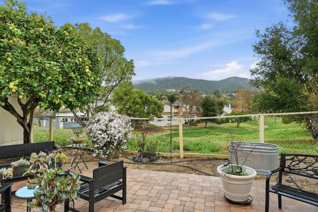 10847 Matinal Cir, San Diego, CA 92127