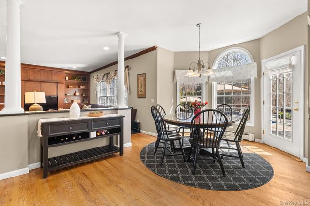 24 Ramsey Court, East Setauket, NY 11733