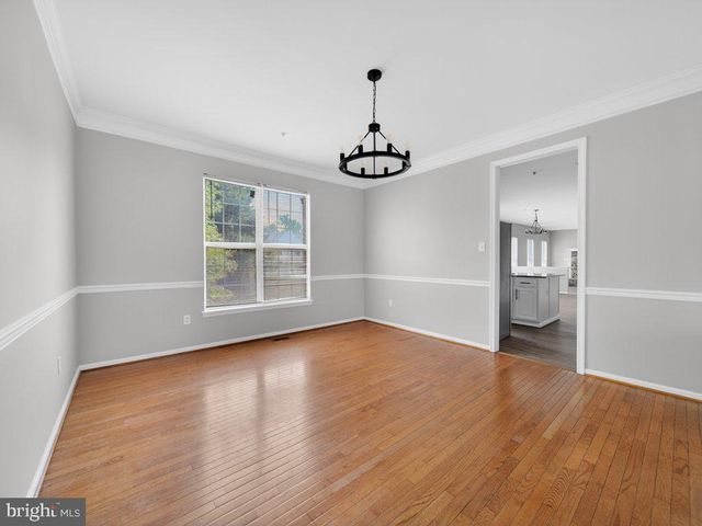 2000 DEL SOL CT, Bowie, MD 20721