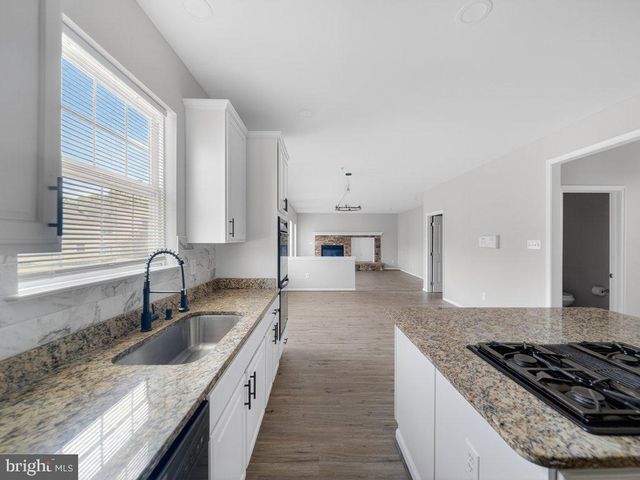2000 DEL SOL CT, Bowie, MD 20721