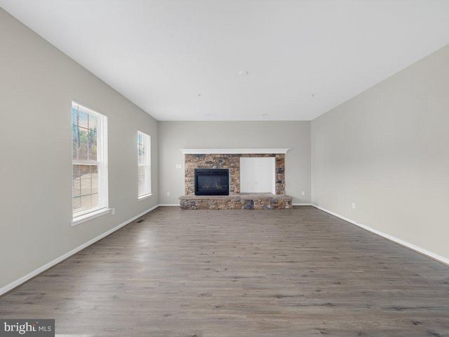 2000 DEL SOL CT, Bowie, MD 20721