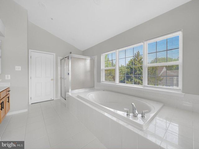 2000 DEL SOL CT, Bowie, MD 20721