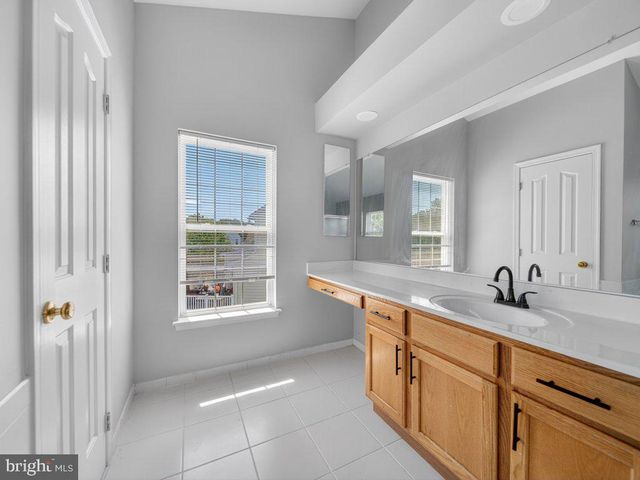2000 DEL SOL CT, Bowie, MD 20721