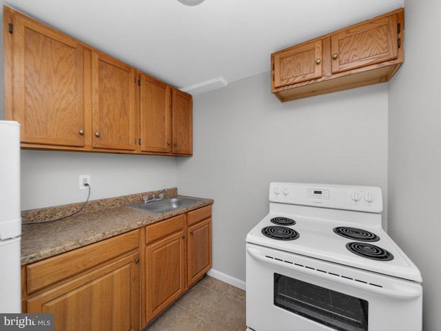 2000 DEL SOL CT, Bowie, MD 20721