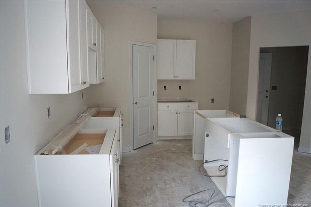 465 LONGSTREET Road, Sanford, NC 27331