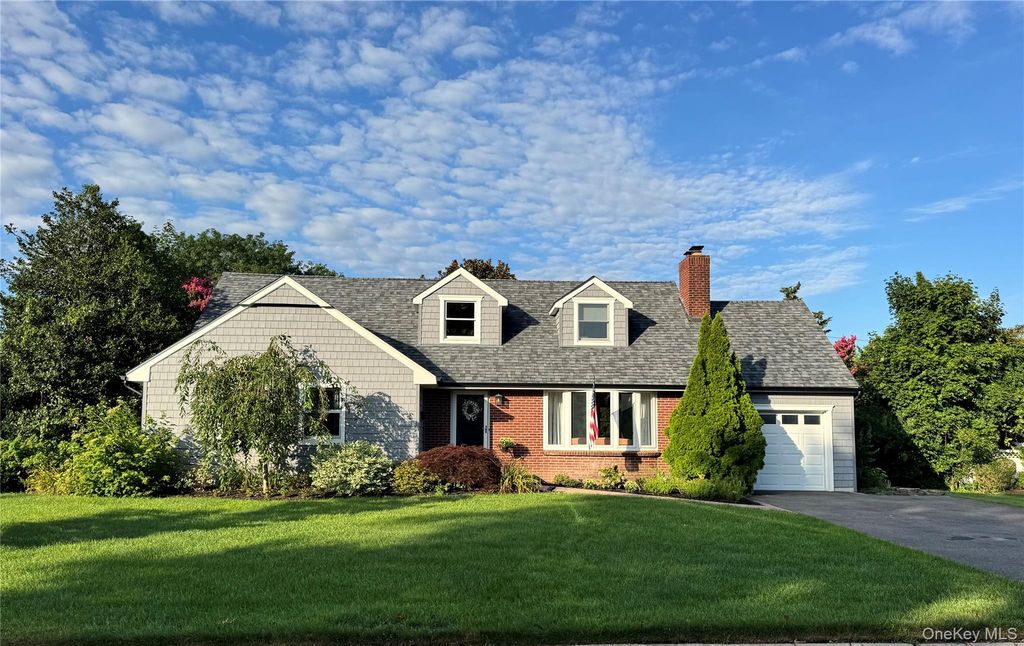 51 Bayway Avenue, Bay Shore, NY 11706 — exterior