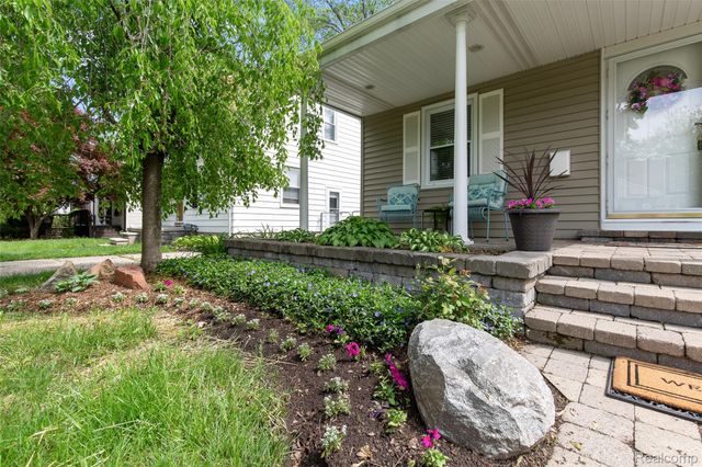 1860 BOWERS Street, Birmingham, MI 48009