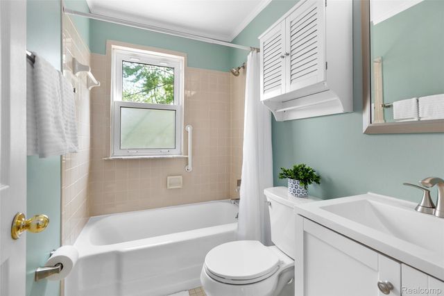 1860 BOWERS Street, Birmingham, MI 48009