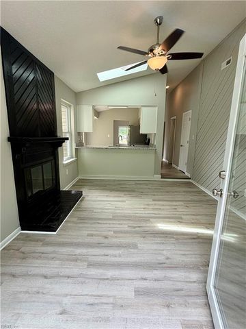5744 Earnhardt St, Virginia Beach, VA 23464